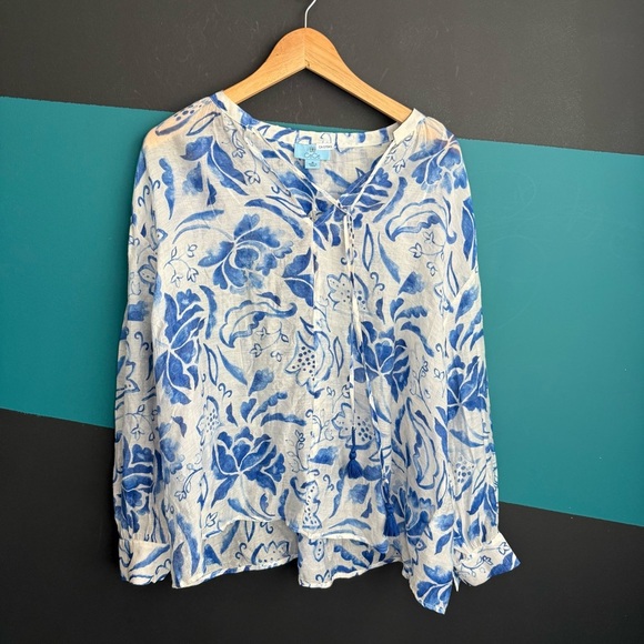 CeCe Blue and White Floral Blouse - Picture 8 of 10